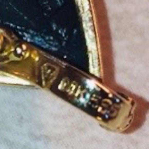 Black Onyx & 14KT Gold Sailboat Pin/Pendant - Picture 9 of 10